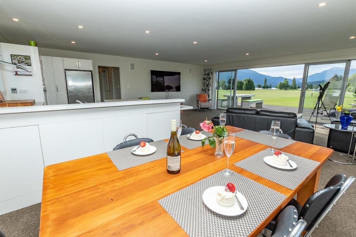 Poppa Pete'S - Te Anau Holiday Home المظهر الخارجي الصورة
